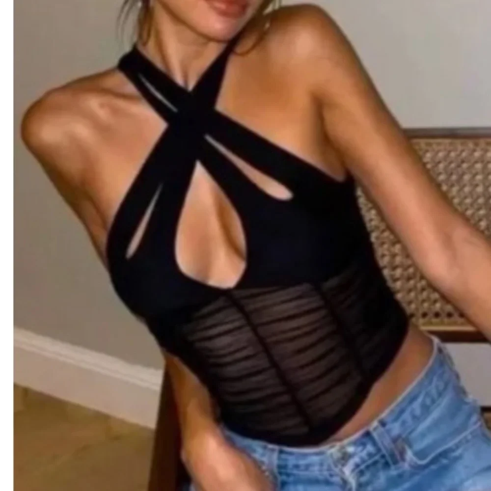 I am gia kiora tank - Picture 2 of 4